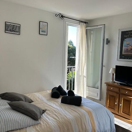 Saint Tropez Centre Ville 2 Chambres Parking Екстер'єр фото