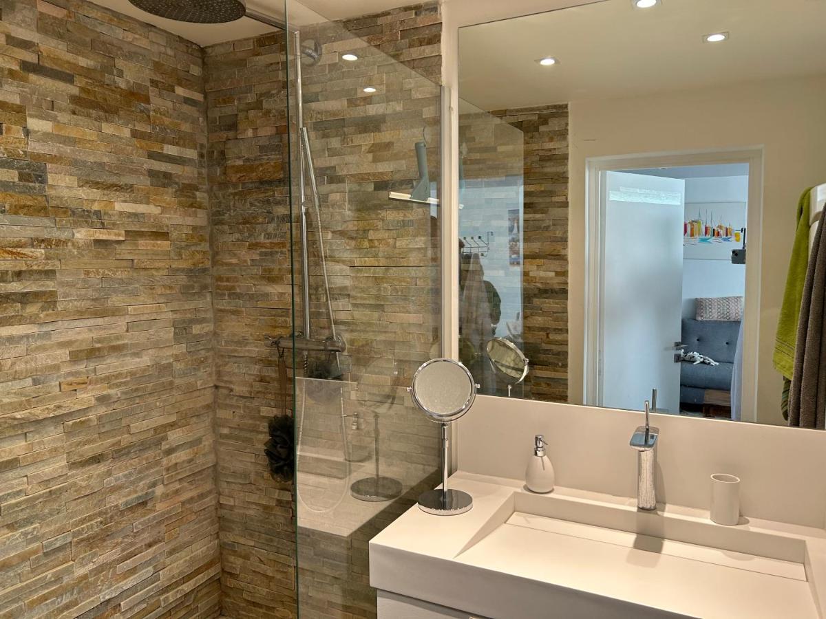 Saint Tropez Centre Ville 2 Chambres Parking Екстер'єр фото